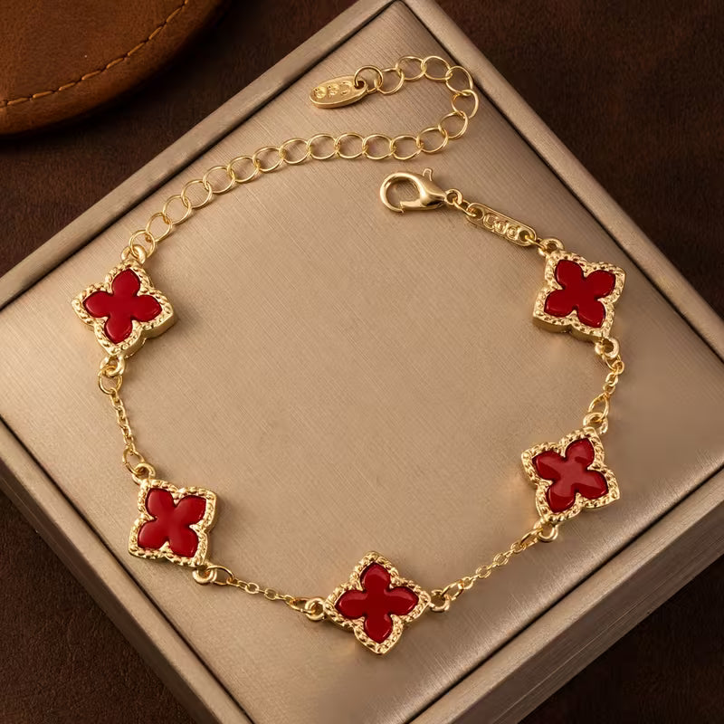 Women's Lucky Clover Pendant Golden-Tone Chain Elegant Bracelet Jewelry