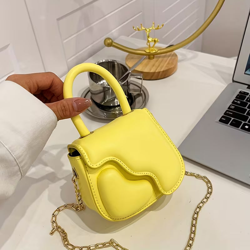 Women's Korean-Style Vintage Heart Chain Mini Handbag