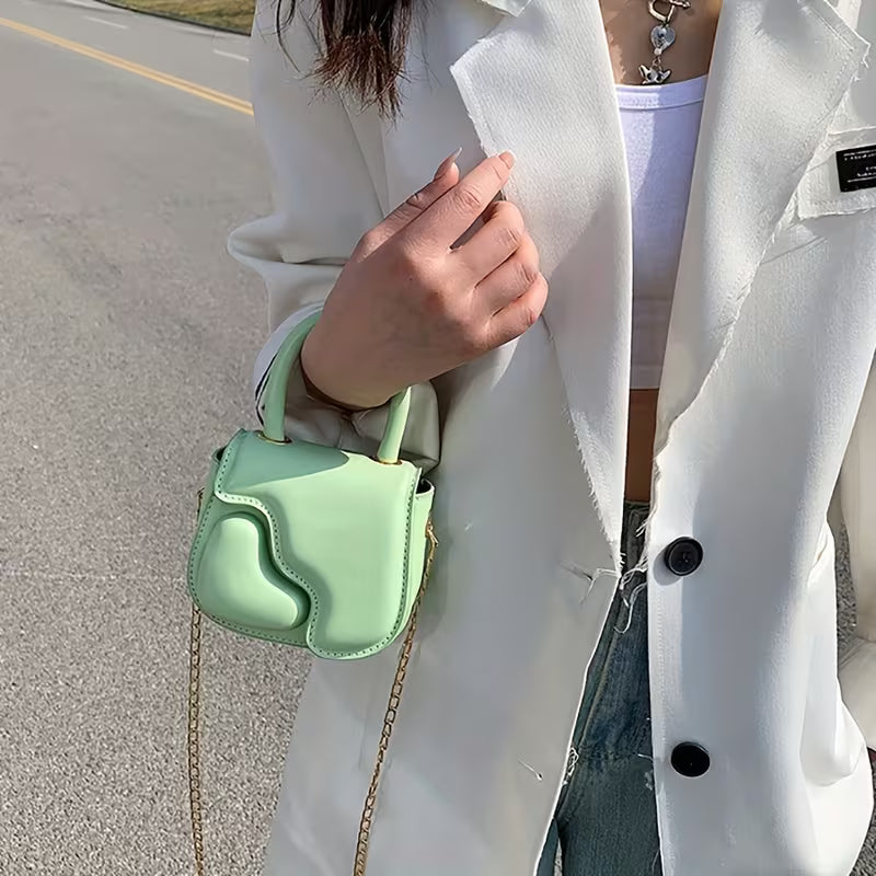 Women's Korean-Style Vintage Heart Chain Mini Handbag