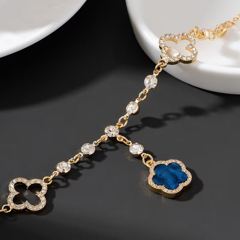 Women's Hollow Four-Leaf Clover Pendant Necklace KC Gold Plated Jewelry