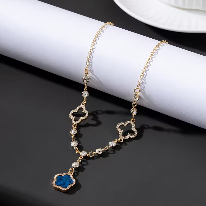 Women's Hollow Four-Leaf Clover Pendant Necklace KC Gold Plated Jewelry