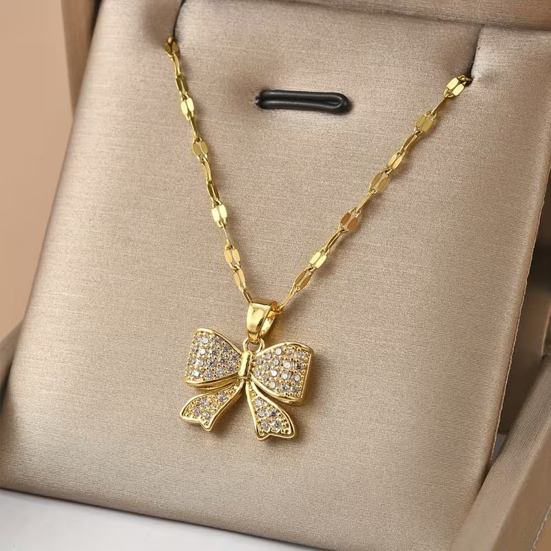 Women's Elegant Pendant Stainless Steel Luxury Necklace